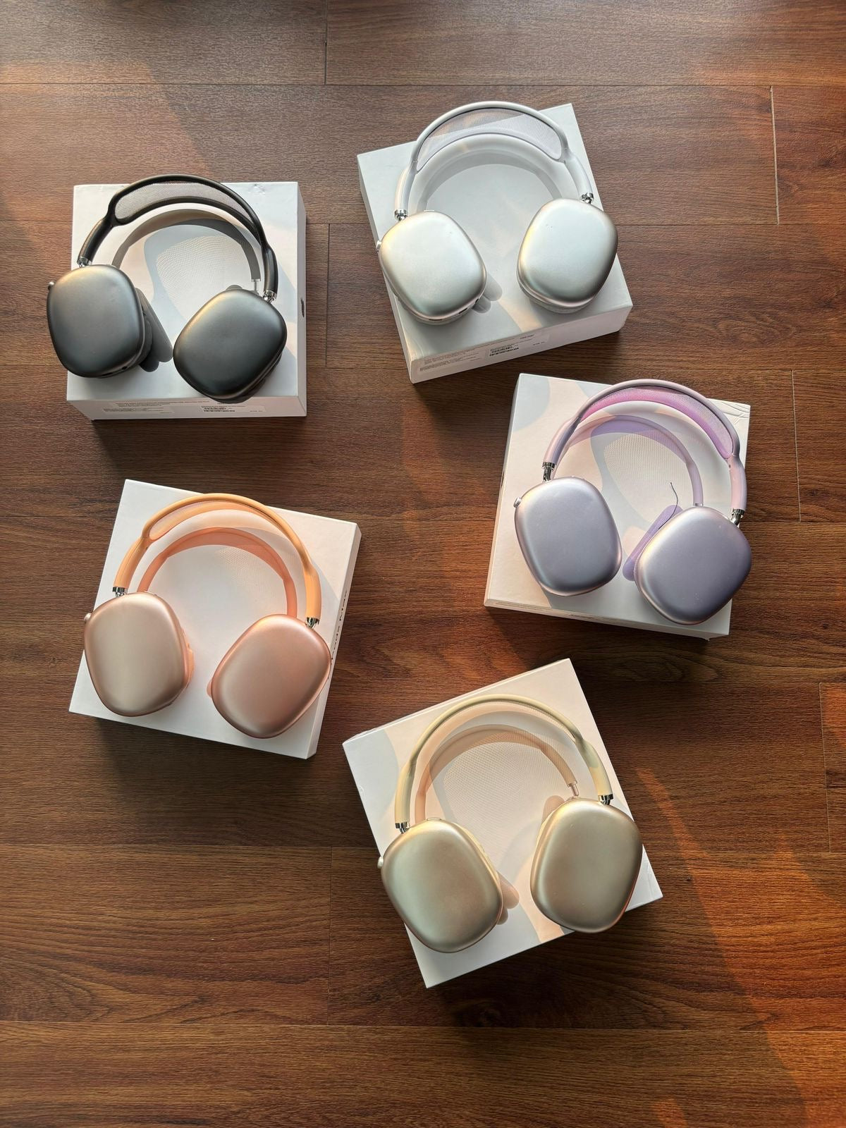 AIRPODS MAX (With Active Noise Cancellation)