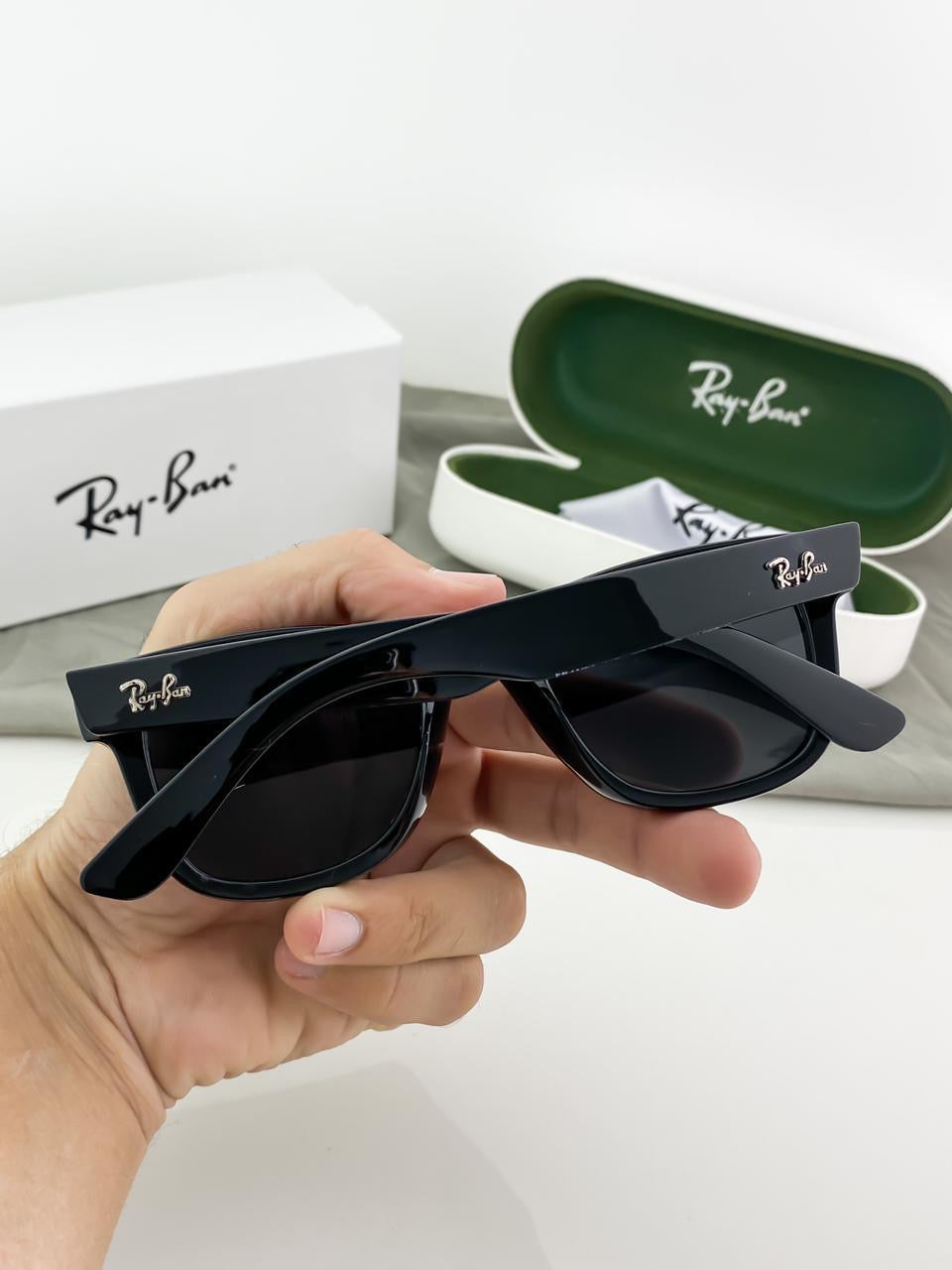 RAYBAN BLACK REVERSE 0502