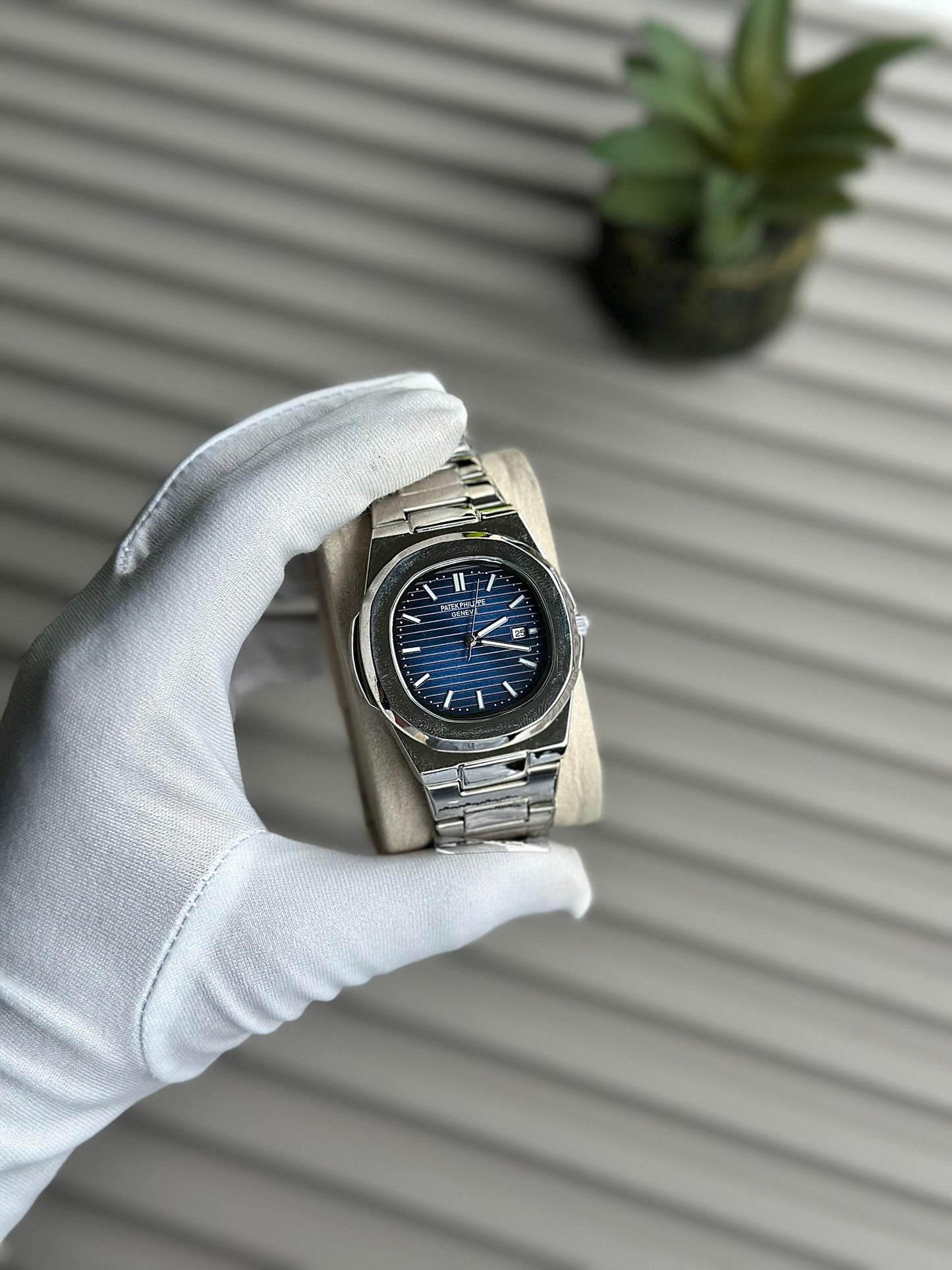 PATEK PHILIPPE 11