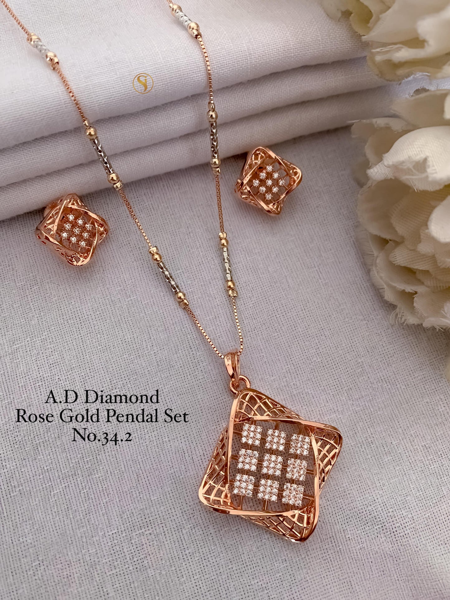 Chain pendant earrings set