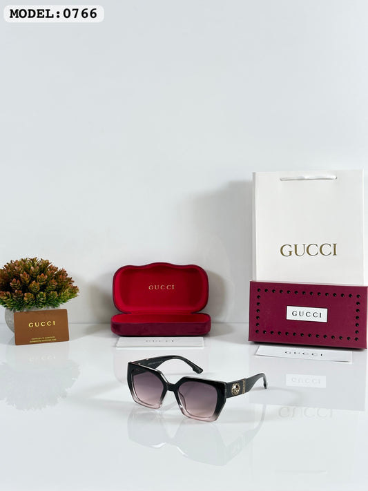 GUCCI WMNS 0766 – Black Pink Gradient Edition