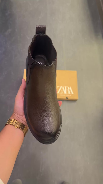 ZARA CHUNKY CHELSEA BOOTS (EURO 40-45 )